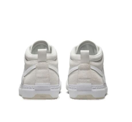 Nike SB React Leo 'Phantom / Summit White'