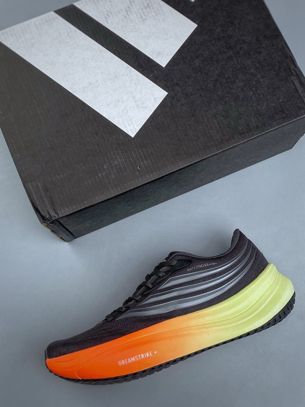 Adidas FF8801550 Men's Running Shoes5 - 4 Colorways incl. White/Light Blue & Black/Orange